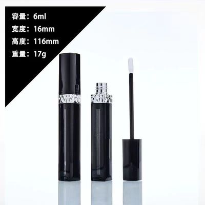 Εύκολο να μεταφέρετε Custom Logo Μαύρο λαμπερό σωλήνα χειλιών με κλείσιμο καπάκι βίδας λαμπερό αποτέλεσμα