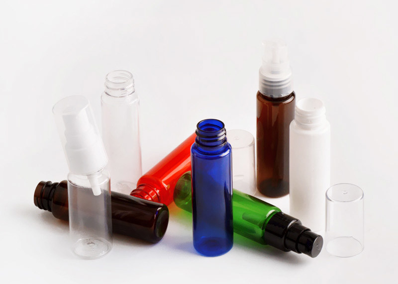 Πλαστικά καλλυντικά μπουκάλια της Pet Colorfully κενά φορητά με την αντλία επεξεργασίας